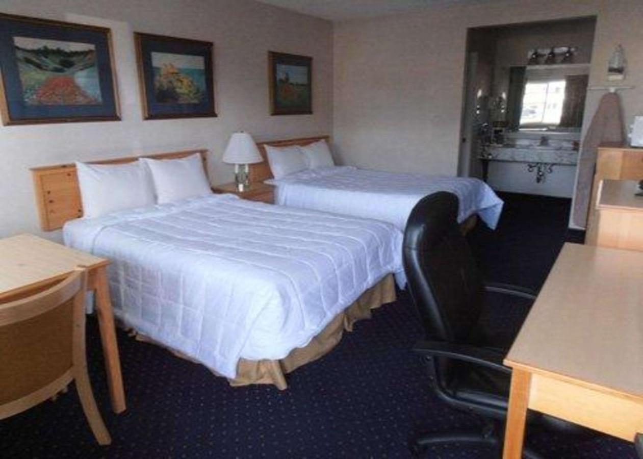 Econo Lodge Inn & Suites Central Medford Extérieur photo